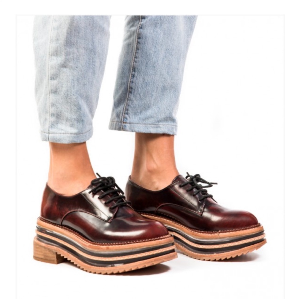 ISO Jeffrey Campbell Jagger in wine color size 8!!